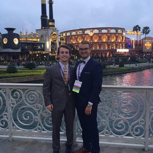 Meet your Posher, Dakota